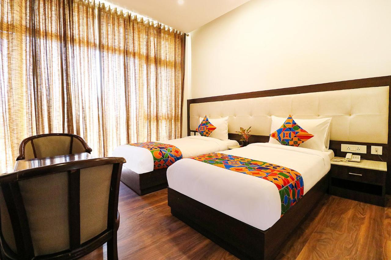 Fabhotel Oyster Villa Gurgaon Exterior foto